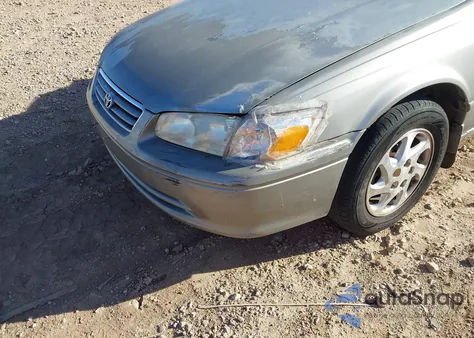 2000 Toyota Camry Le из США, поврежденный, VIN JT2BG22K1Y0465020